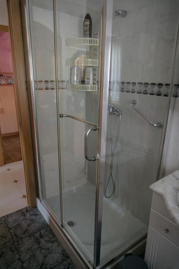 Apartamento Con Piscina Privada Apartment Vigo Bagian luar foto