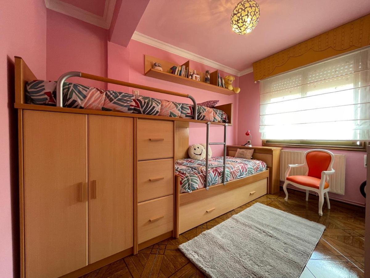 Apartamento Con Piscina Privada Apartment Vigo Bagian luar foto